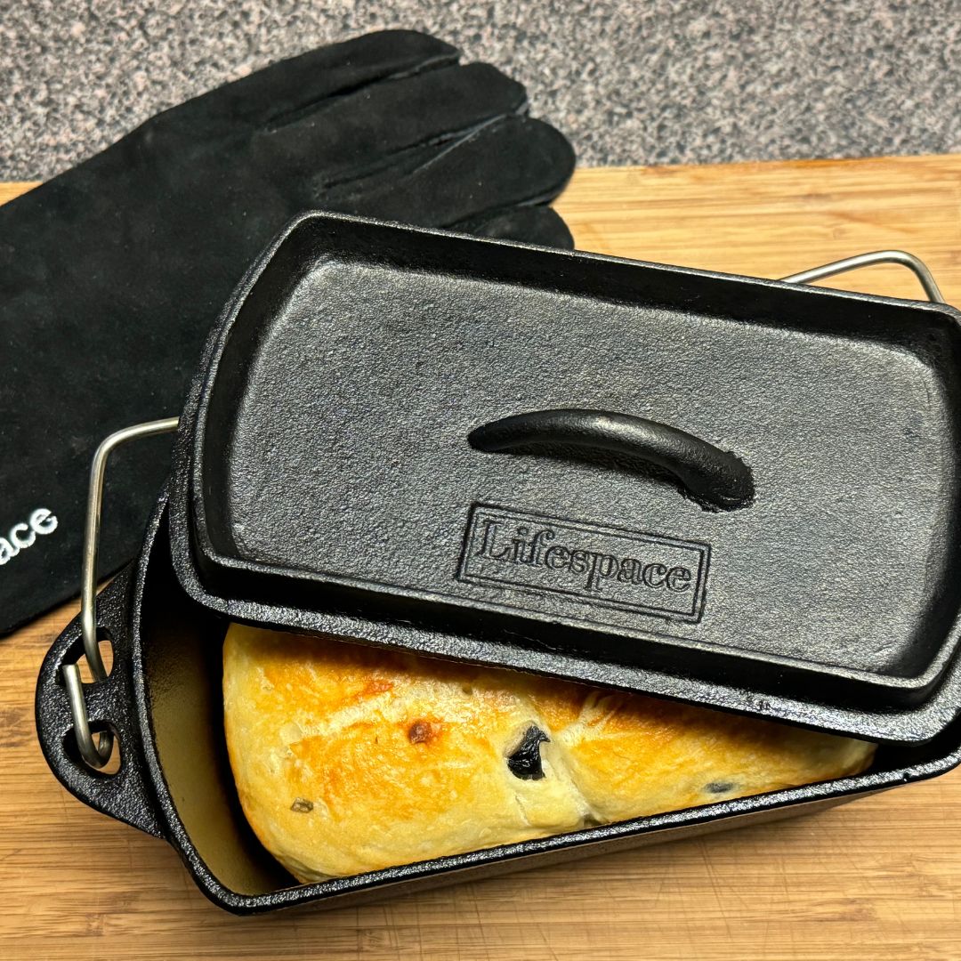 Lifespace Cast Iron Bread Pot with Handle & Carry Bag — Pre-Seasoned & Ready to Use